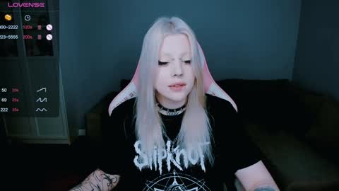 succubus_leslie online show from December 3, 9:51 am