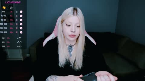 succubus_leslie online show from December 28, 3:26 pm