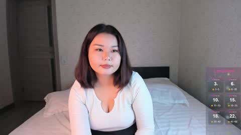 suran_babe online show from December 22, 1:05 pm