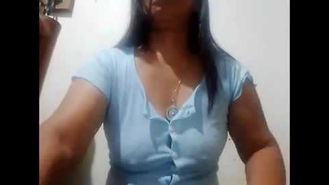 suzzie_hot online show from December 30, 9:23 pm