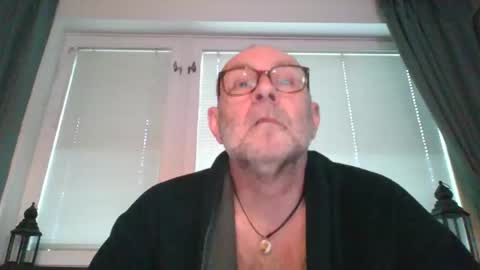 svenskdaddy online show from November 11, 7:54 am