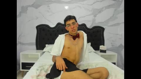 sweet_boy_sweet06 online show from February 11, 2:03 am