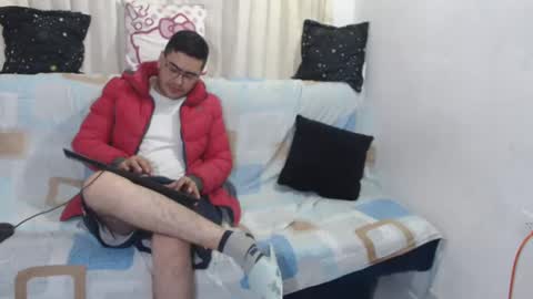 sweet_fantasy_couple online show from December 31, 1:08 am