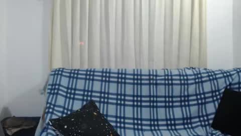 sweet_fantasy_couple online show from January 4, 12:24 am