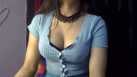 sweet_kanchi online show from December 2, 9:39 pm