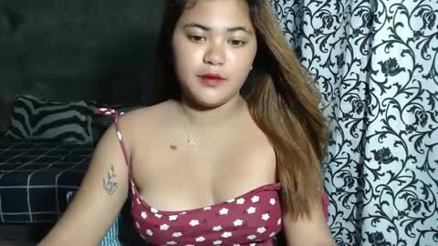 sweet_kelly11 online show from December 18, 6:48 am