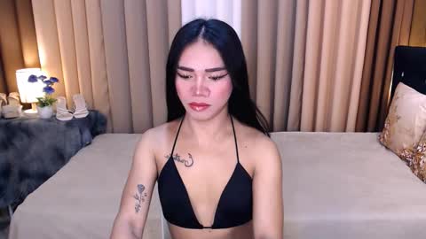 sweet_sabrina12 online show from January 5, 11:41 pm