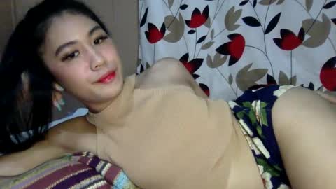 im a NEW  here online show from January 30, 2:58 pm