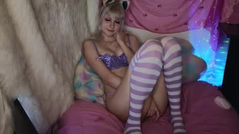 Sweet Laumina online show from December 11, 12:37 am