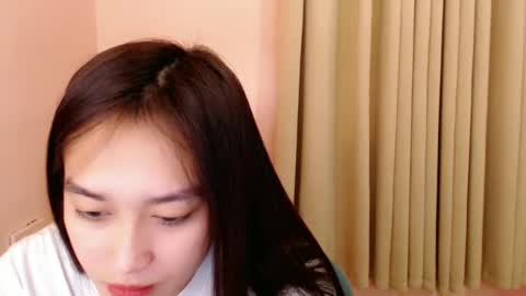 sweetleah_1998 online show from December 15, 1:09 am