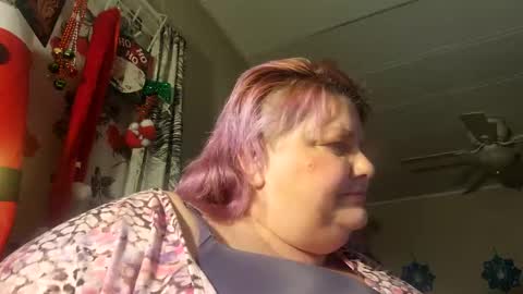 sweetlolajean online show from December 22, 6:27 am