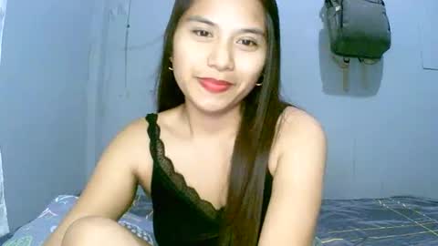 sweetlovelyasian online show from November 18, 1:34 pm