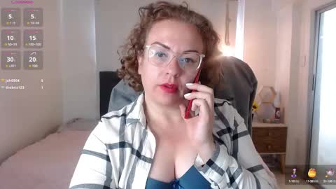 tania_goddess_ online show from November 28, 6:09 pm