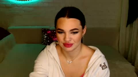 tasty_babyy online show from December 9, 3:28 pm