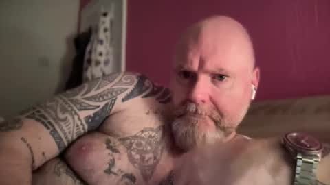 Tattooeddilf online show from January 17, 10:51 pm