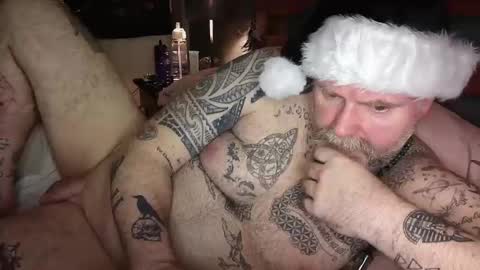 Tattooeddilf online show from December 25, 1:48 am