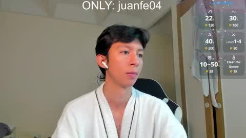 Juanfe  online show from December 11, 1:42 am