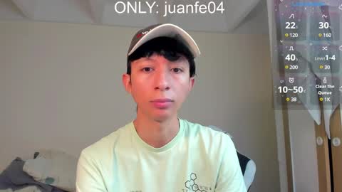 Juanfe  online show from December 10, 1:02 am