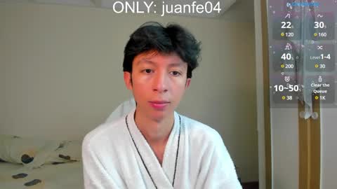 Juanfe  online show from December 12, 1:05 am