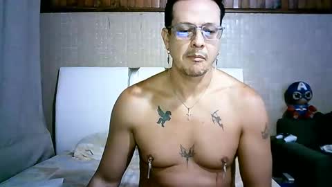 thetattooedboytoy online show from January 3, 4:54 pm