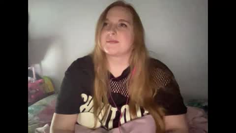 thickgingergoddess online show from December 22, 4:38 am