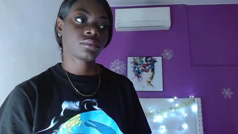 tiny_sexy_ebony online show from December 27, 9:12 pm