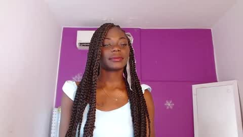 tiny_sexy_ebony online show from January 6, 7:33 pm