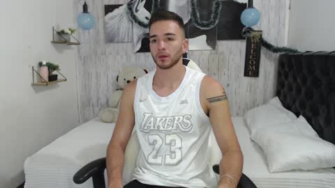 tommycash_777 online show from December 1, 4:47 pm