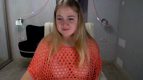 tori_blond online show from November 19, 7:44 am