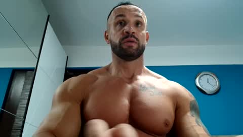 tridentmuscles online show from November 14, 10:32 am