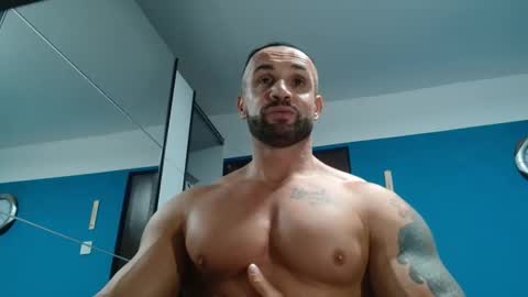 tridentmuscles online show from December 17, 3:38 pm