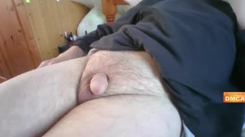 Hairy UK guy online show from January 3, 2:32 pm