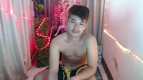 ur_hugechinito online show from January 10, 2:16 pm