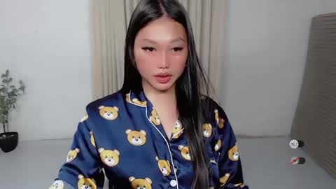 Megan dont forget to follow me and make me happy here when you join to my room  I am your megan loving and caring woman online show from November 17, 1:14 pm