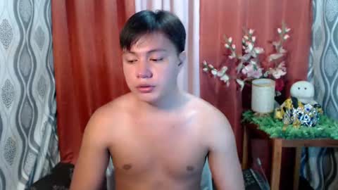 urhunky_ivan online show from November 27, 7:41 pm