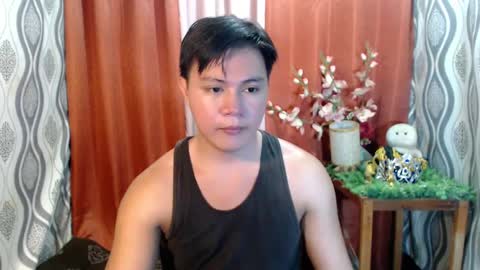 urhunky_ivan online show from December 1, 5:12 am