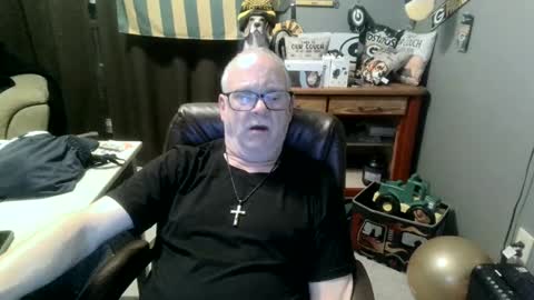 Indiana dad online show from January 6, 12:08 pm