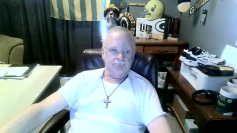 Indiana dad online show from January 31, 6:39 pm