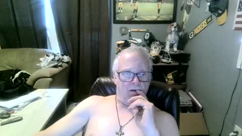 Indiana dad online show from December 12, 9:11 pm