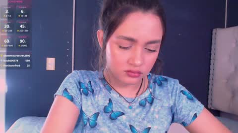 IG-valen mendoza99  twitter valenthompson99 online show from November 24, 9:27 am