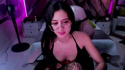 valeria_pussy_hot online show from January 7, 6:32 pm