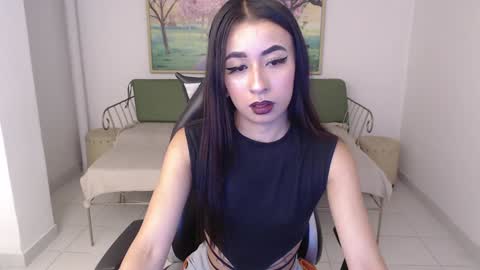 valeriaa cooper  online show from December 30, 1:05 pm