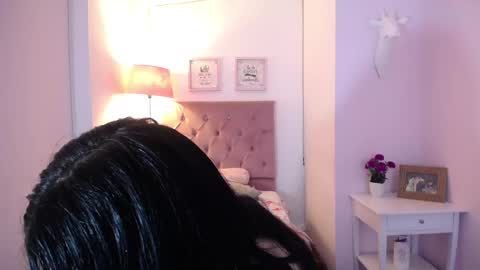 valerie__smith_ online show from February 7, 7:38 pm