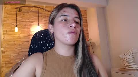 valerie_b online show from January 4, 7:33 pm