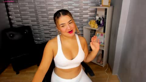 valery_1402 online show from November 29, 11:17 am