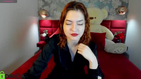 vanessabev online show from December 28, 8:05 pm