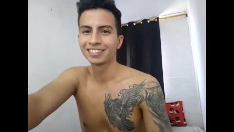 velk_hot1 online show from January 14, 6:39 pm