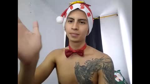 velk_hot1 online show from December 31, 3:27 pm