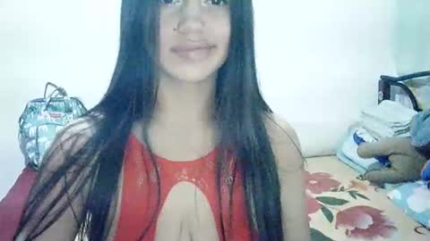 venus_collins15 online show from January 3, 10:16 pm