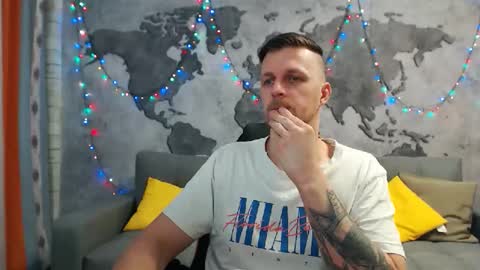 vikingchrisss online show from January 3, 10:24 am